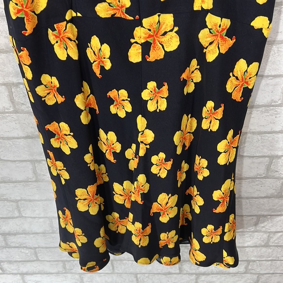 Escada floral silk spaghetti strap dress size 40 - Picture 8 of 9